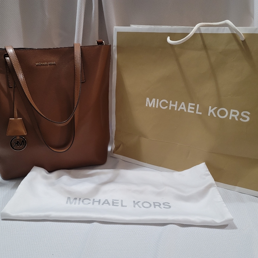Purse - Picture 4 of 10